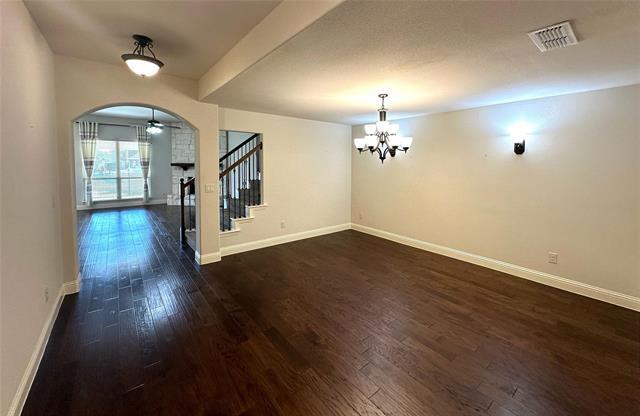 Building Photo - 520 Stillwater Dr