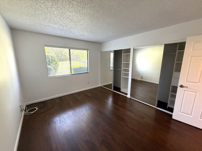 Building Photo - TWO BEDROOM /ONE BATH CONDO, ONE LEVEL GRO...