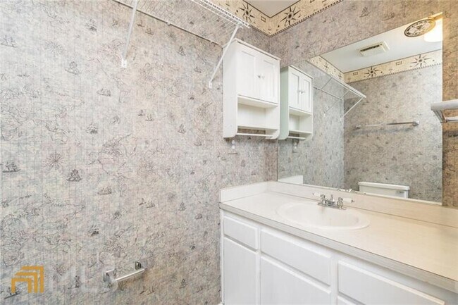 Building Photo - 3745 Creekstone Way