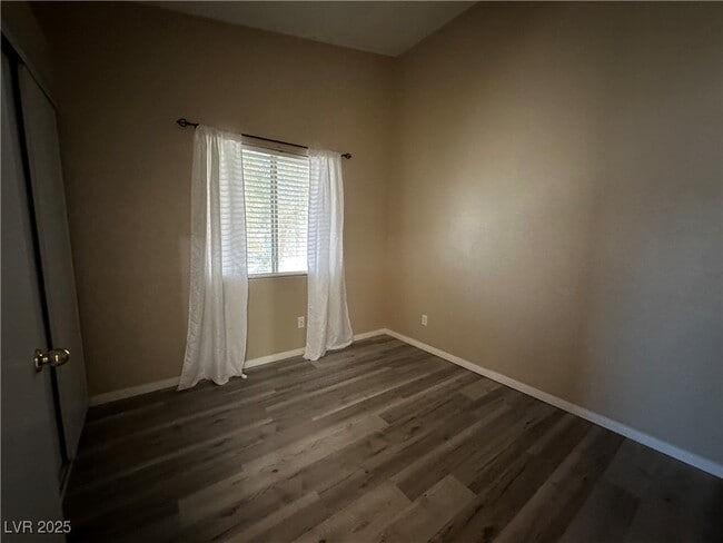 Building Photo - 1616 Watercreek Dr