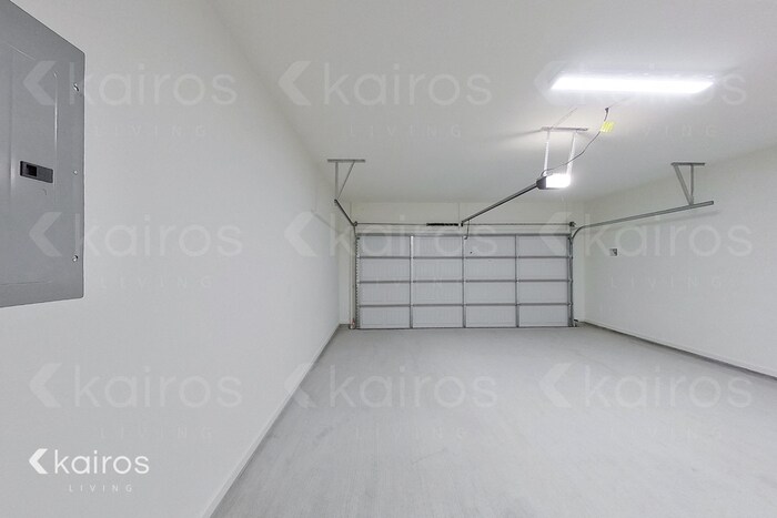 Building Photo - 114 Teddy Ln