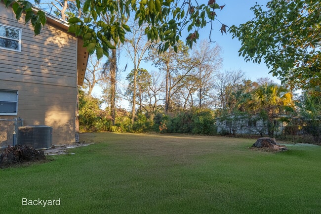 Building Photo - 3515 NW 8th Ave