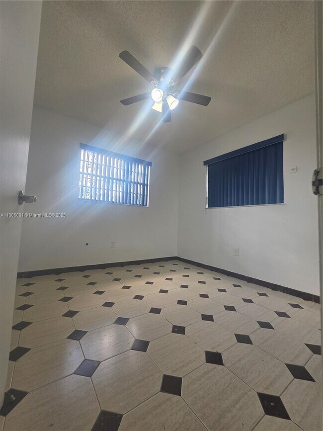 Building Photo - 11500 SW 181st Terrace