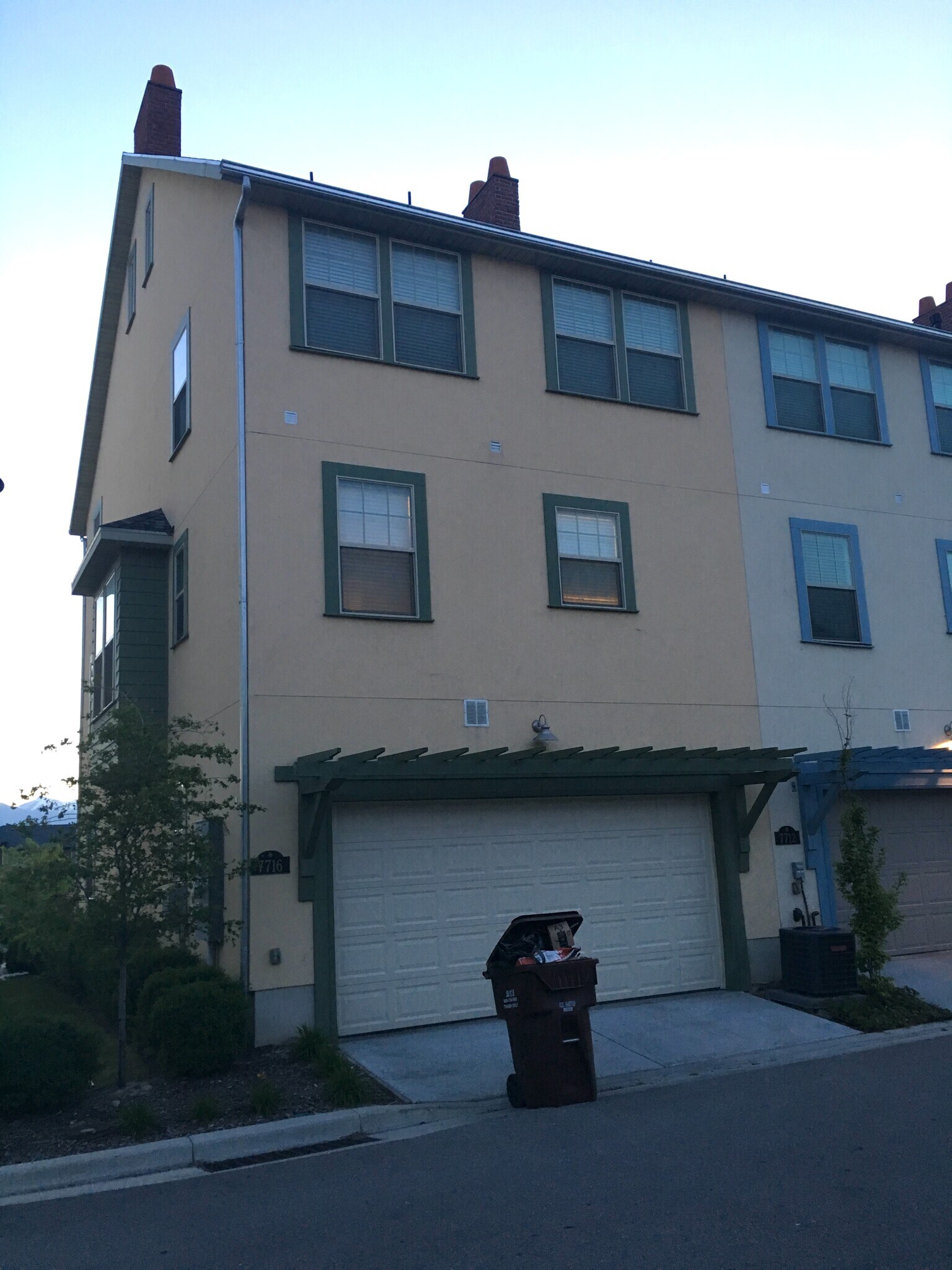 Building Photo - 7716 S San Savino Way