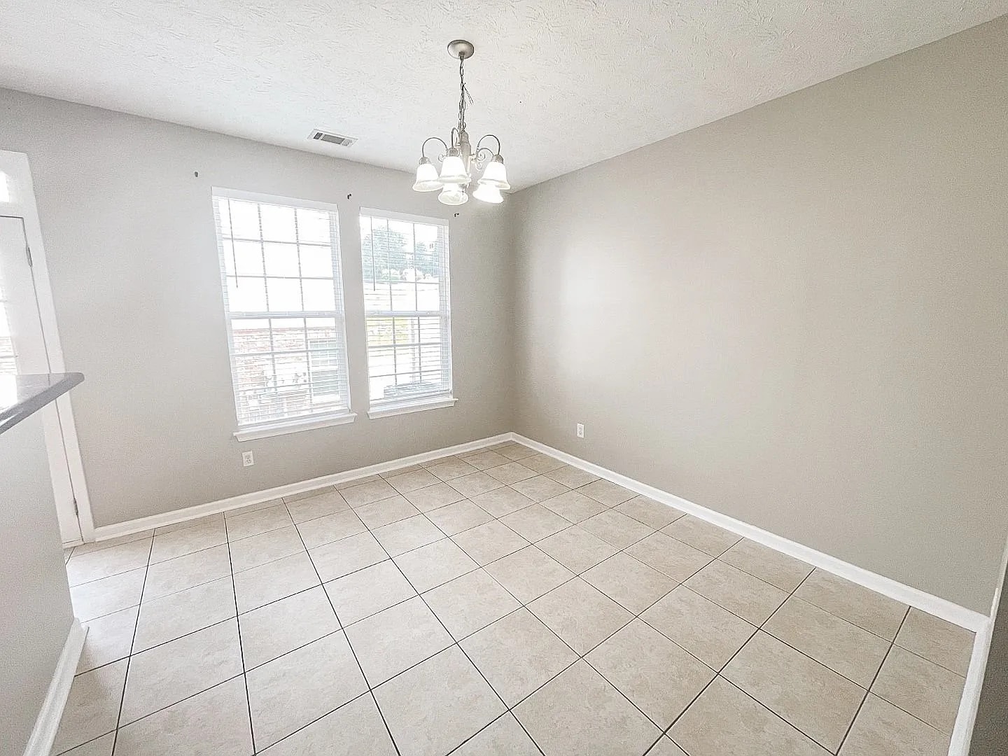 Building Photo - 5357 Paramount View Way