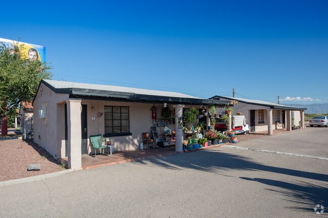 Primary Photo - Mesa Lodge