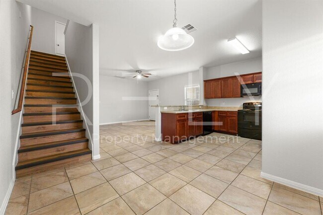 Building Photo - 412 Carl Shipp Dr