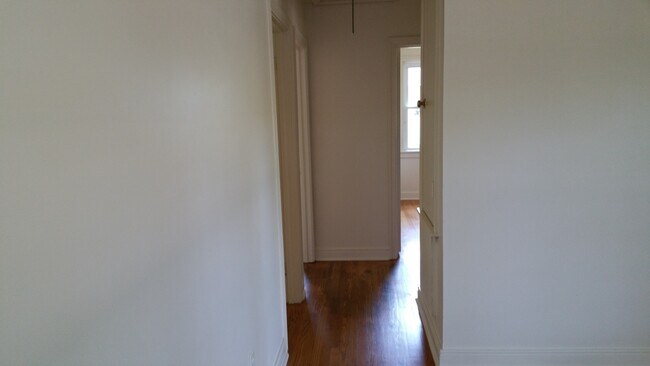 Building Photo - Orcutt Lane - 3 bedroom house