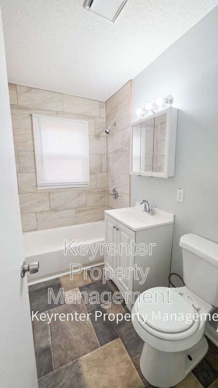 Building Photo - 5614 Indiana Ave