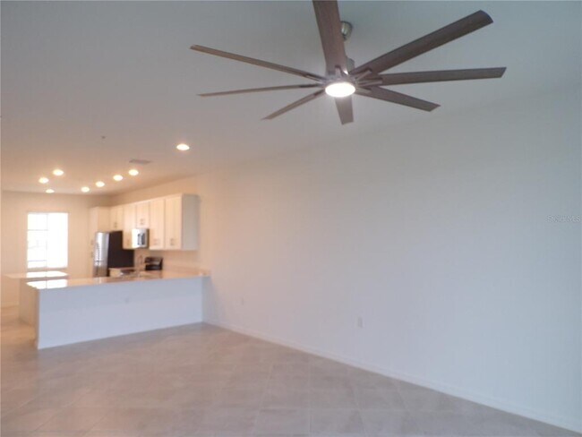 Building Photo - 14211 Heritage Landing Blvd