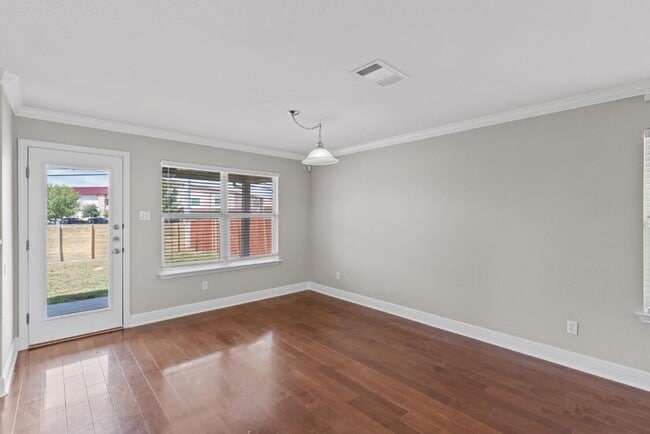 Building Photo - 3417 Savage Springs Dr