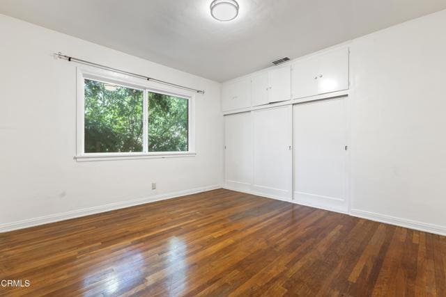 Building Photo - 2721 E Chevy Chase Dr
