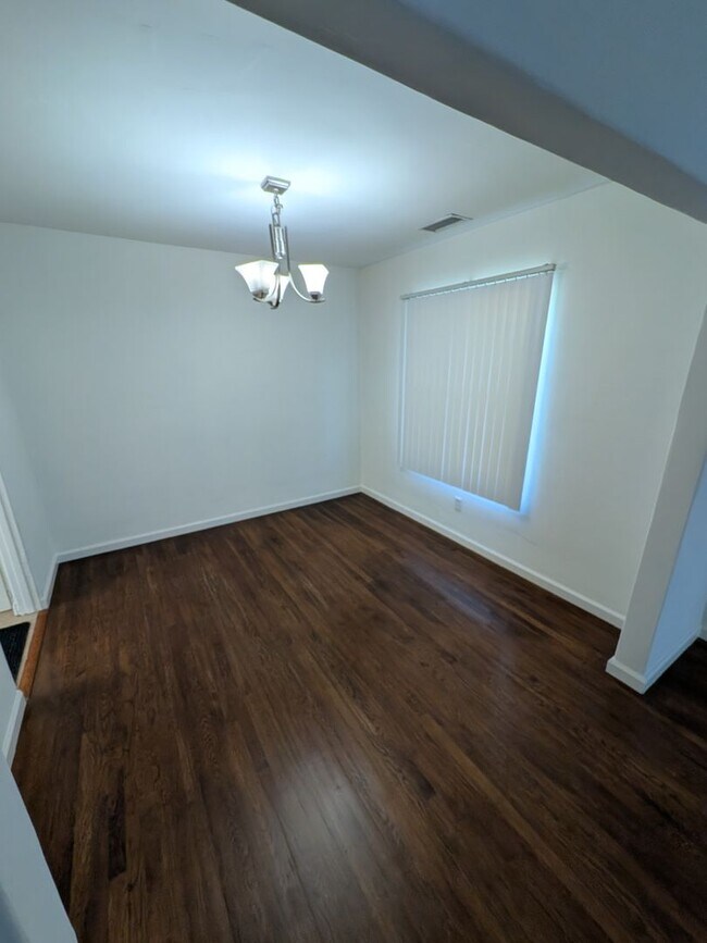 Building Photo - PC - 6673-6675 Amherst