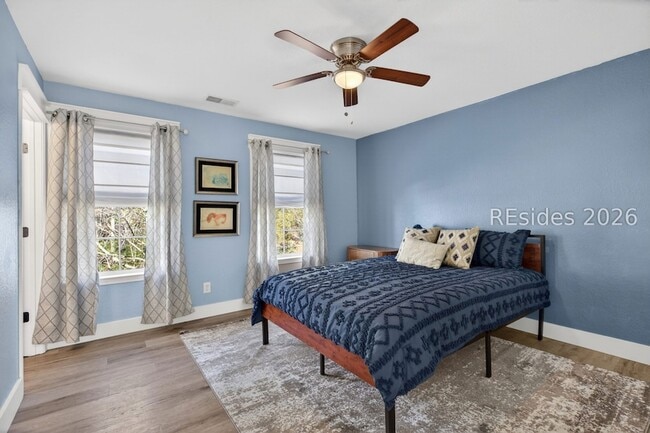 Building Photo - 225 University Pkwy