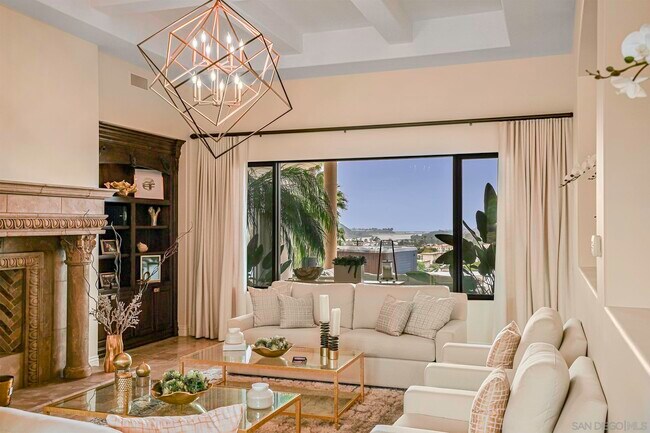 Building Photo - 7335 El Fuerte St