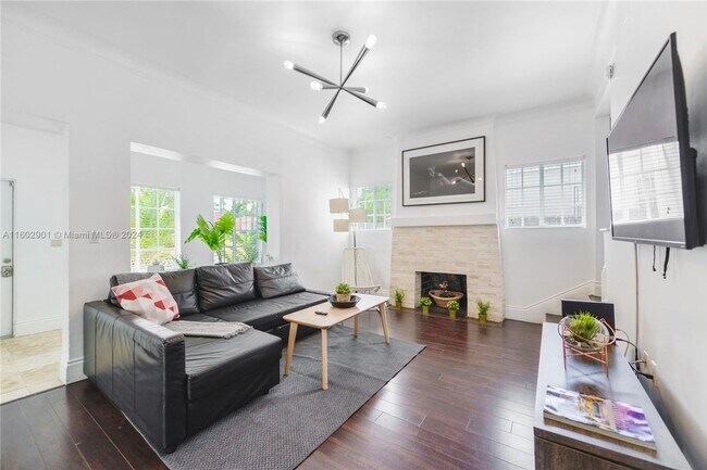 Building Photo - 53 48th Street 0, Miami, FL 33127