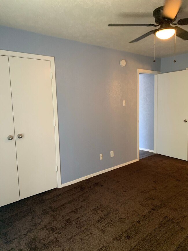Building Photo - Marbella - 1 Bedroom 1 Bathroom