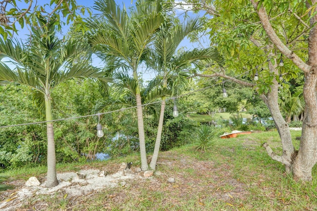 Building Photo - 22335 Boulder St