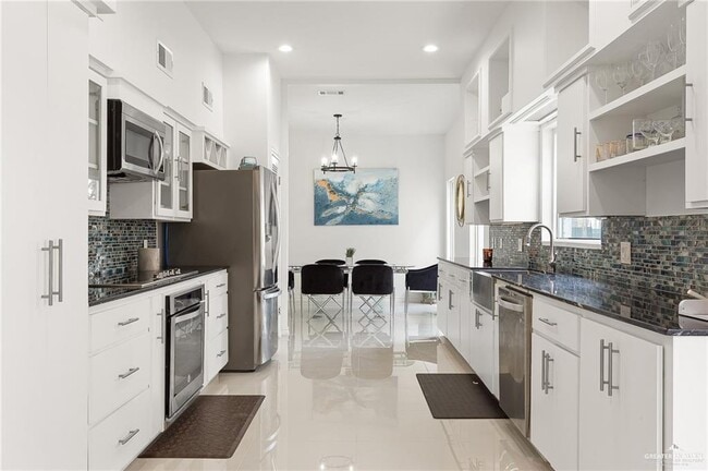 Building Photo - 23 N 2nd St