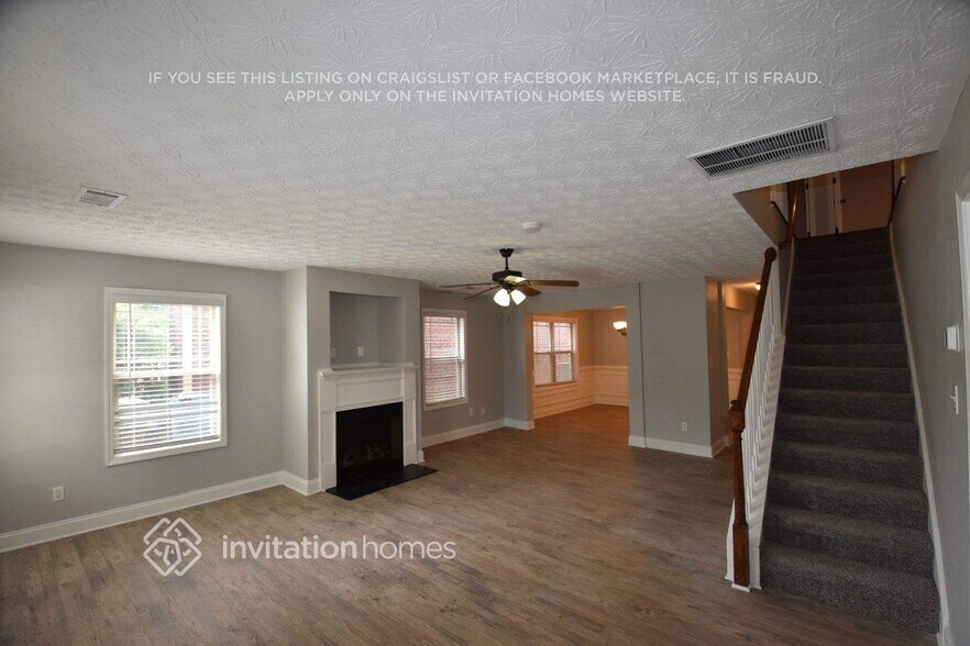 Building Photo - 113 Daisy Cir