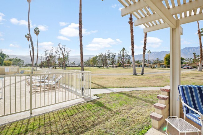 Building Photo - Charming Cathedral City Condo with Territorial Views