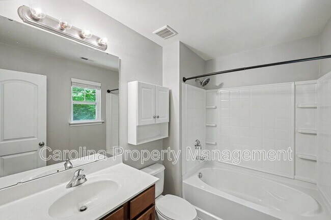 Building Photo - 13983 Singleleaf Lane