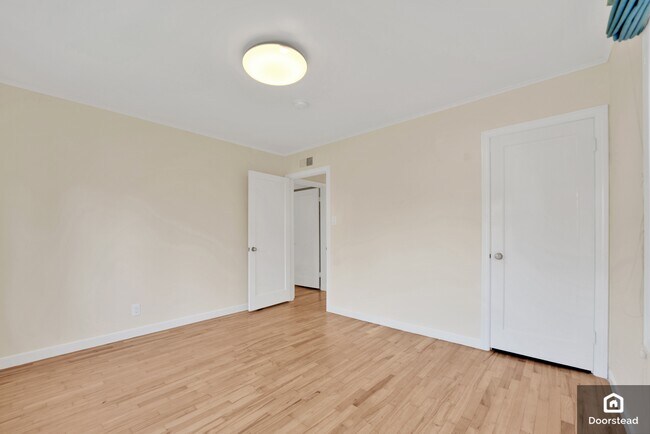 Building Photo - 48 Butterfield Rd
