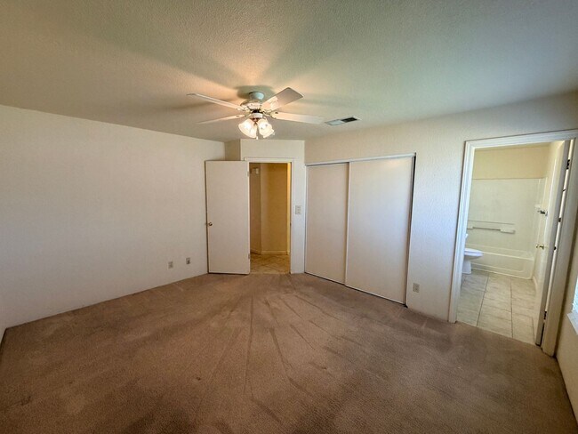 Building Photo - 1436 Pintail Cir