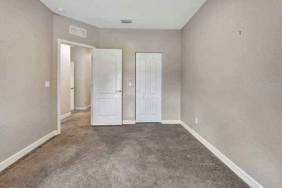 Building Photo - 12994 Anthorne Ln