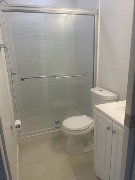 Building Photo - 3082 Mary St