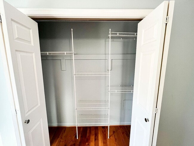 Building Photo - 3502 Old Jones Rd