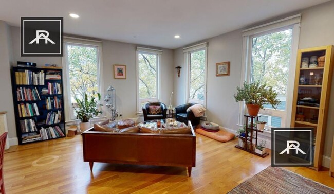 Building Photo - 3 bedroom in Cambridge MA 02139