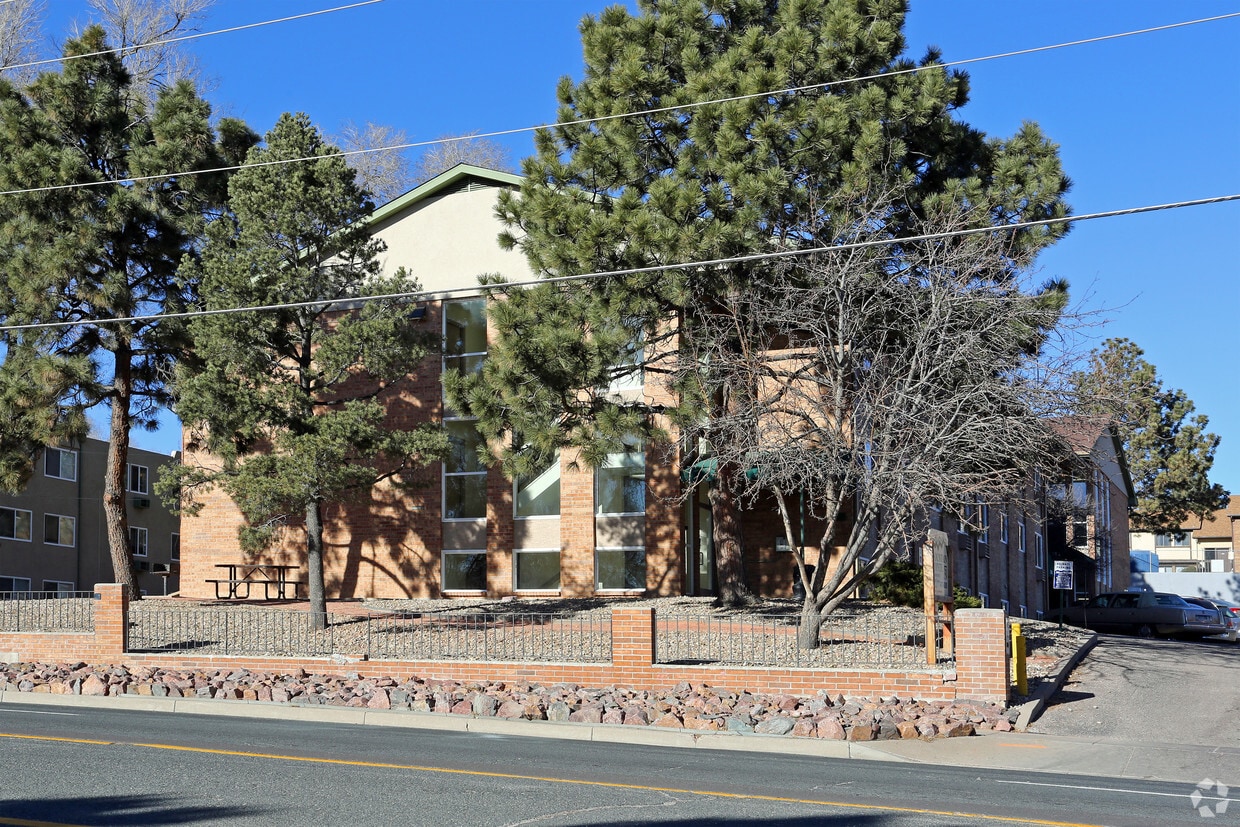 Mountain Pointe Colorado Springs