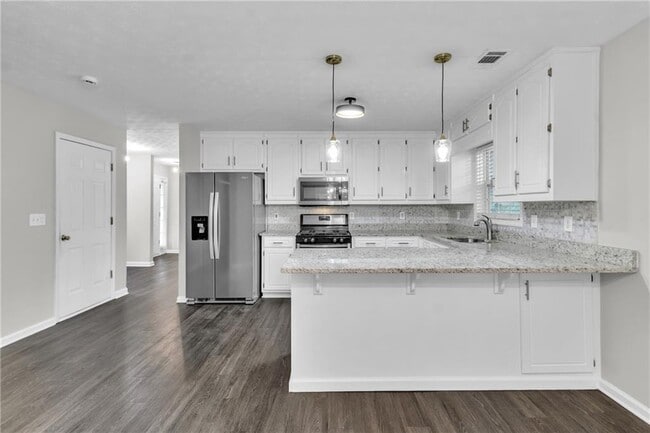 Building Photo - 1900 Tribble Ridge Dr