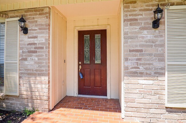 Building Photo - 2554 Hodges Bend Cir