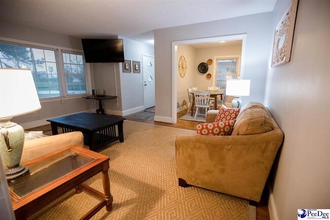 Building Photo - 150 Central Dr