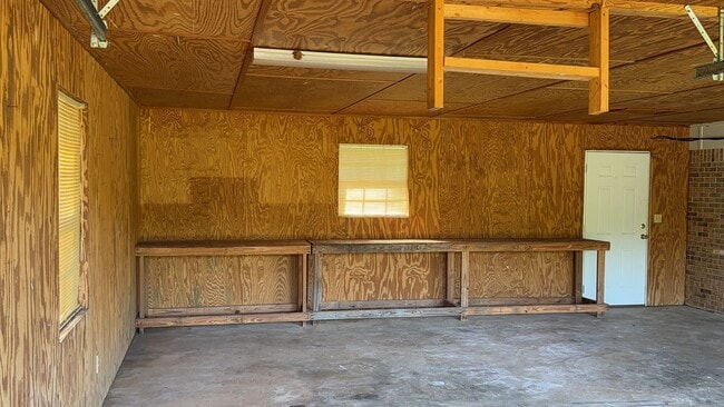 Building Photo - 2245 Mobile Rd
