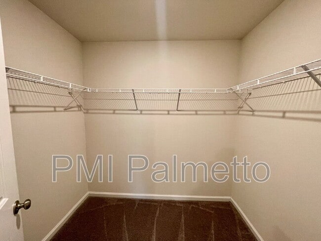 Building Photo - 341 Liliana Dr