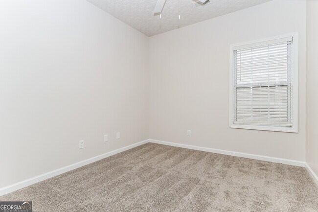 Building Photo - 1213 Winwood Dr