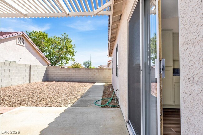 Building Photo - 1426 Bugle Boy Dr