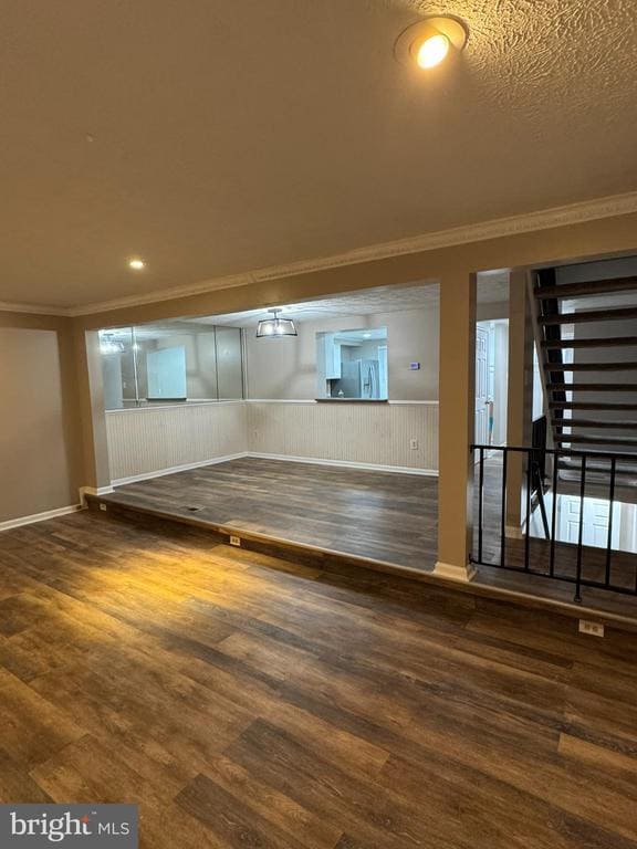 Building Photo - 520 Ellrose Ct