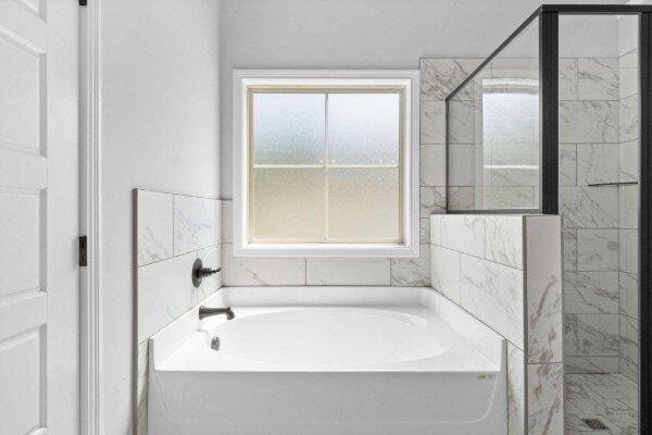 Building Photo - 329 Wesson Dr