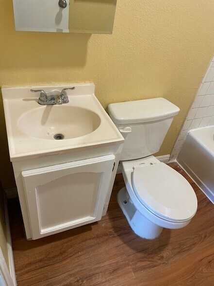 Building Photo - 11109 S Broadway