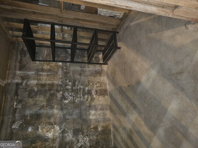 Building Photo - 574 Emory Oaks Way