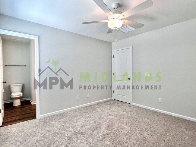 Building Photo - 3068 Harborview Dr