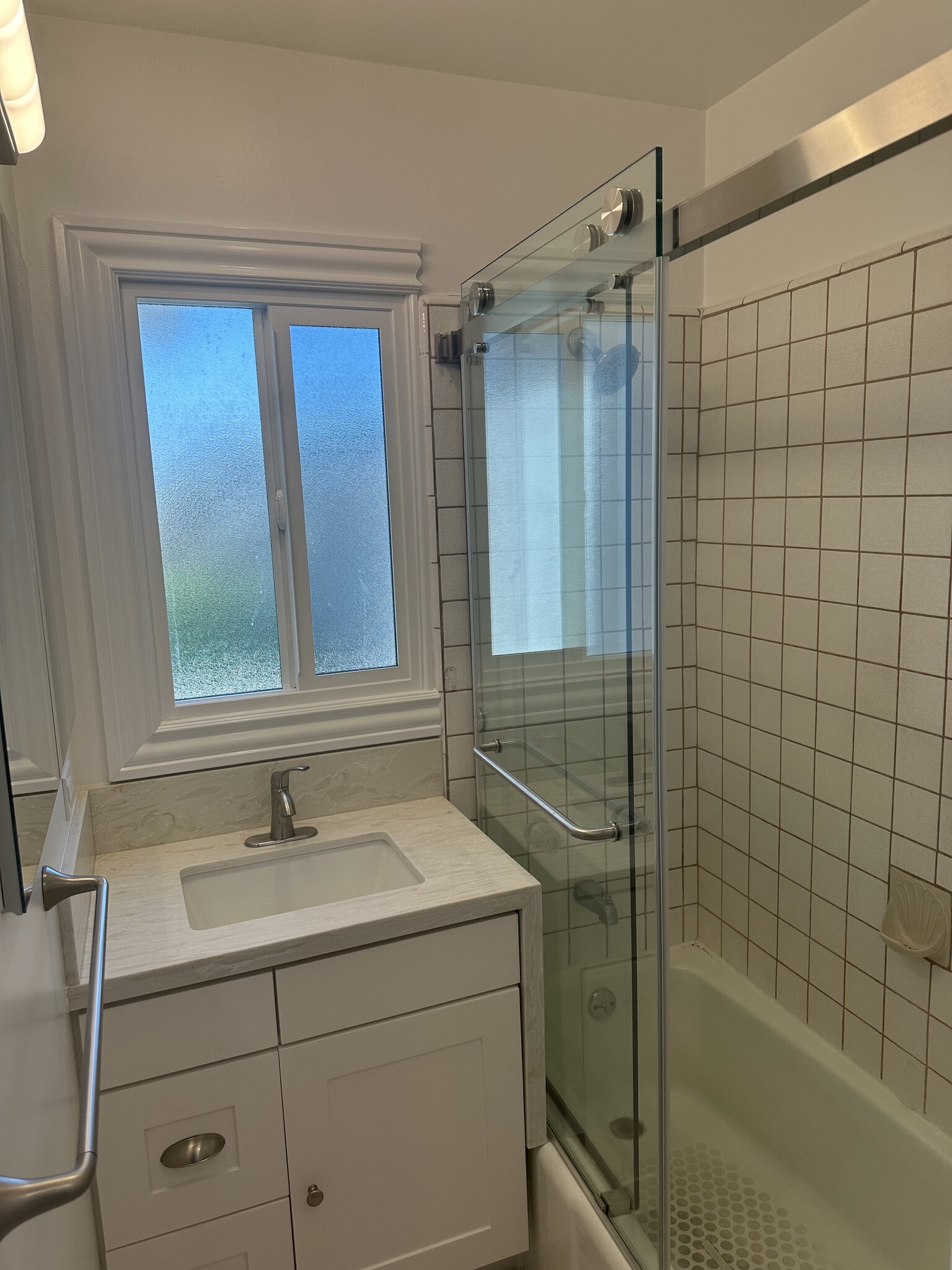 Bathroom - 5412 Baldwin Ave