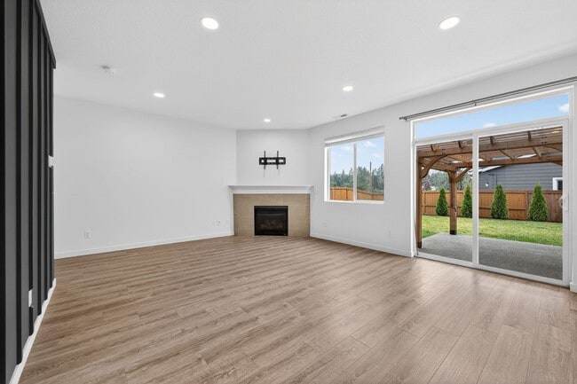 Building Photo - 2595 S Ginger St