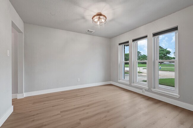 Building Photo - 21211 Slippery Creek Ln