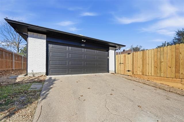 Building Photo - 423 Provincetown Ln