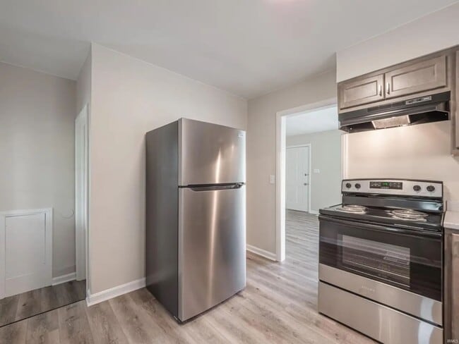 Building Photo - Washington Avenue